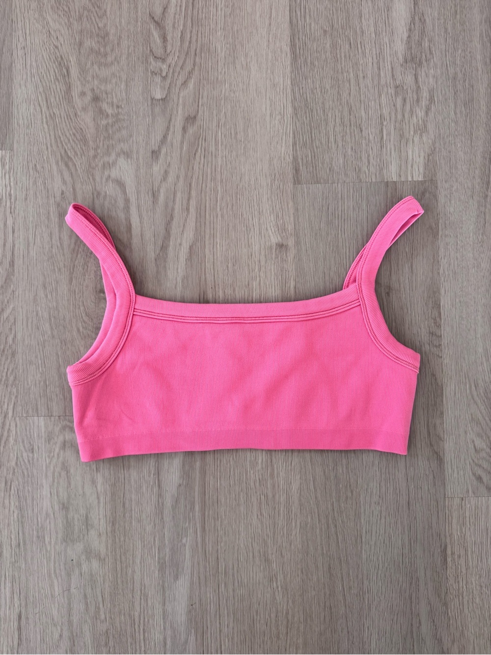 Aritzia Seamless Bright Pink Bandeau Bra